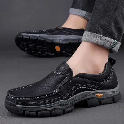COWHIDE HIKING SHOES